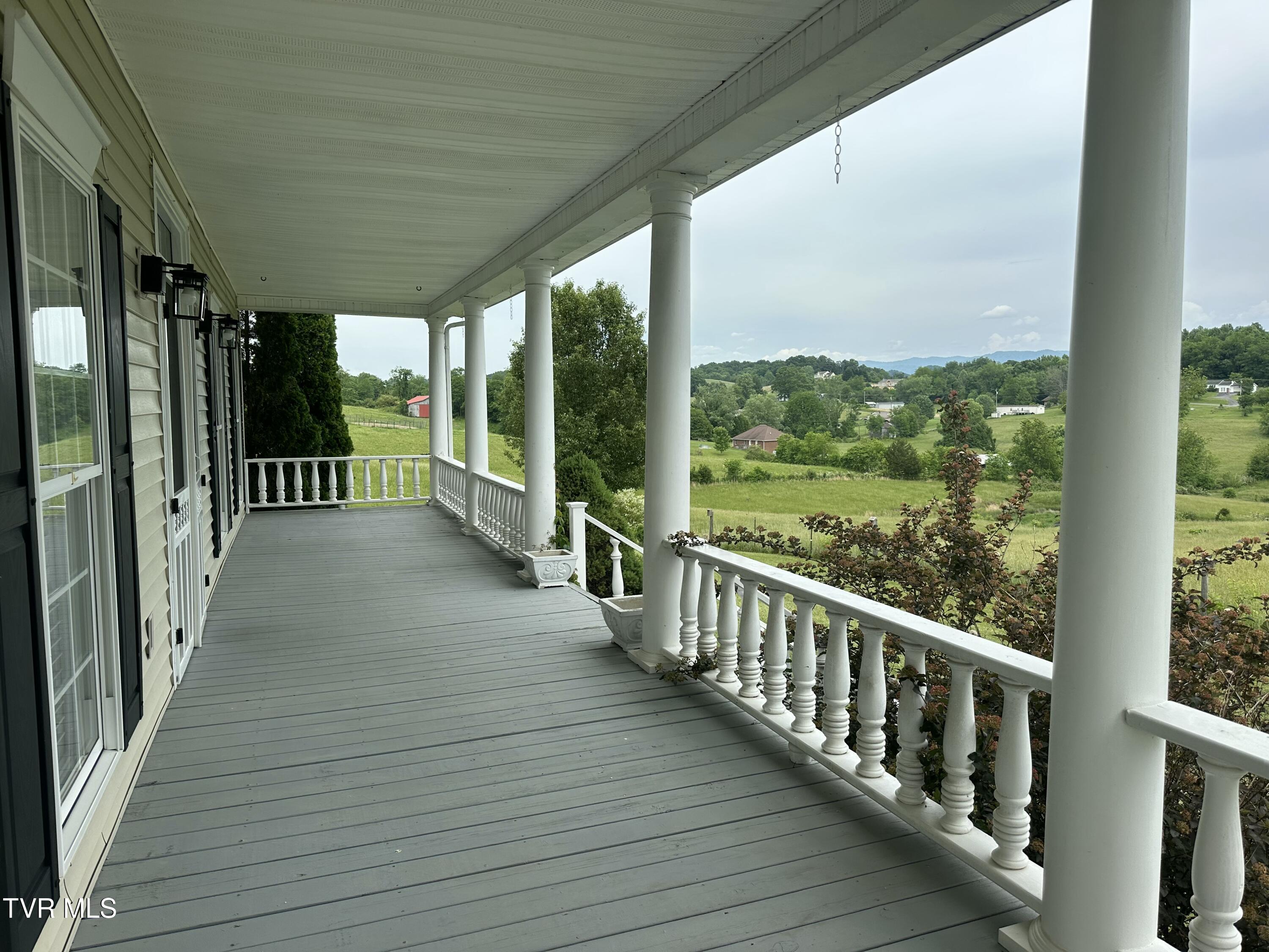 390 Springdale Drive, Bristol, Tennessee image 27