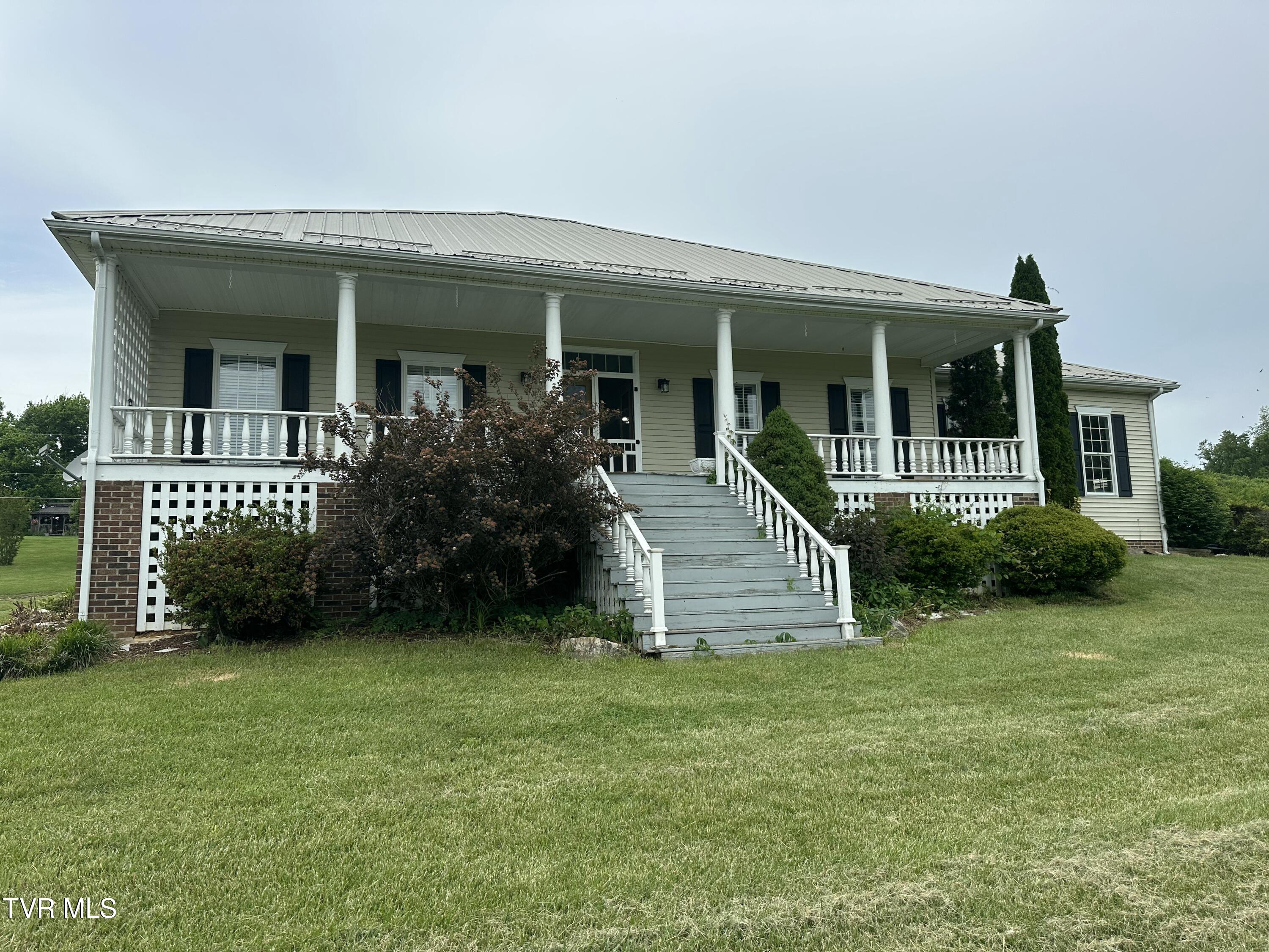 390 Springdale Drive, Bristol, Tennessee image 1