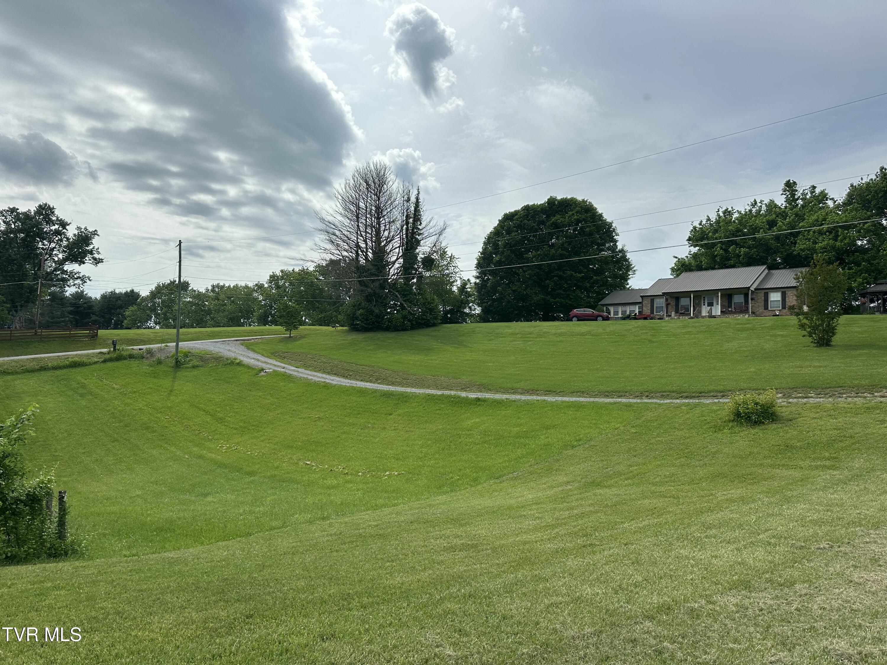 390 Springdale Drive, Bristol, Tennessee image 45