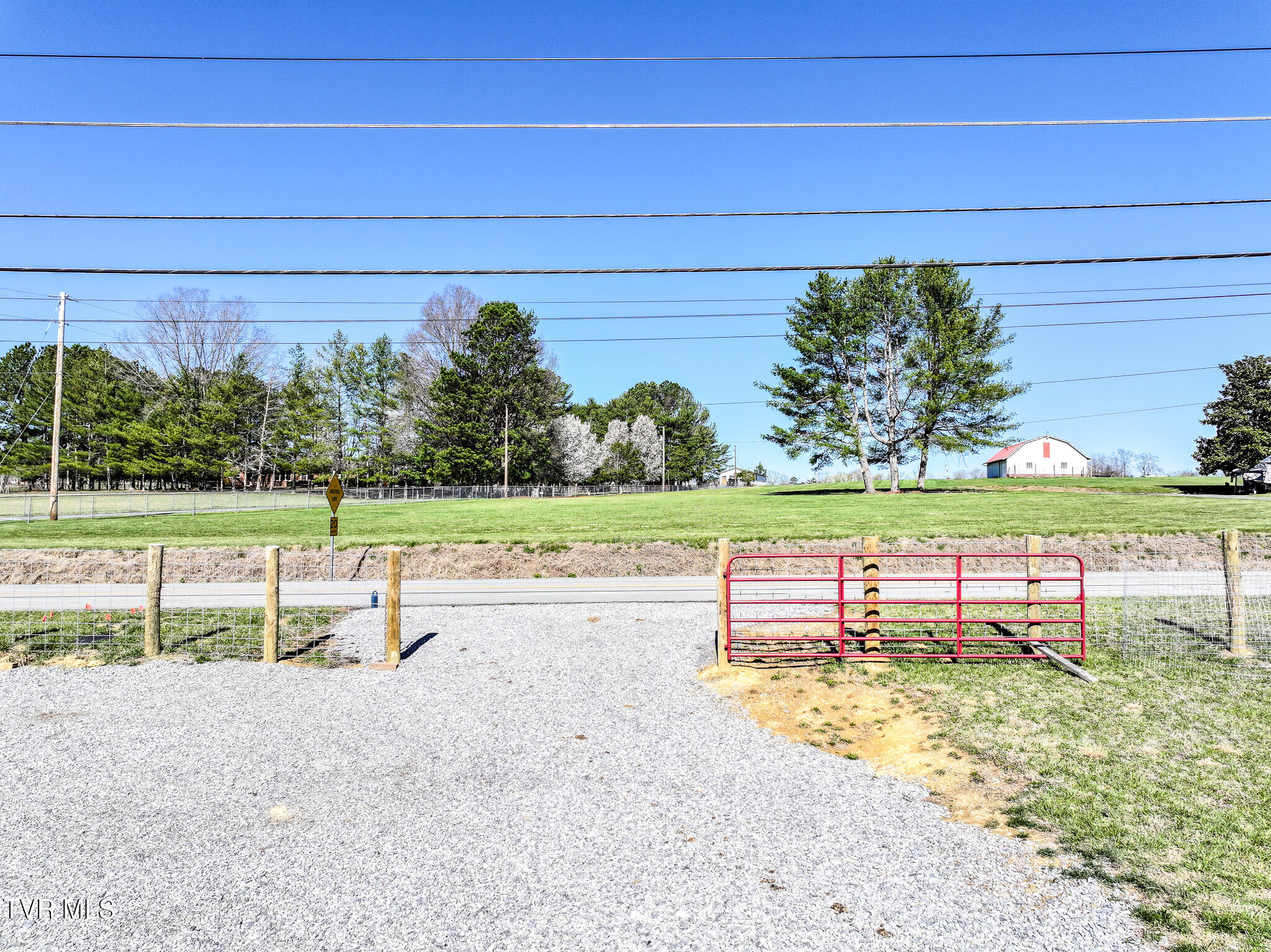 640 Twin Barns Road, Greeneville, Tennessee image 2