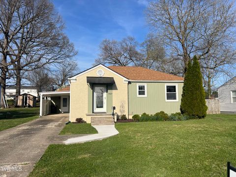 Photo of 1829 Kenwood Road, Kingsport, TN 37664 (MLS # 9992415)