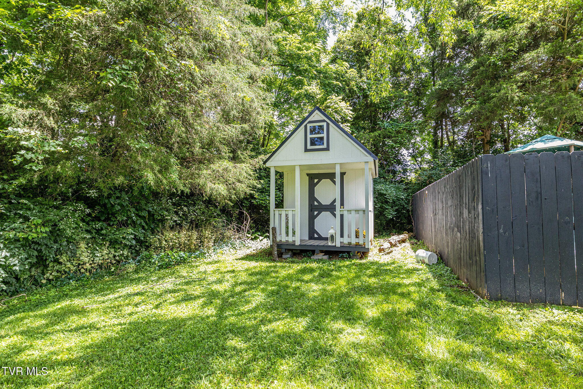 Abingdon, Virginia 24210, United States, 3 Bedrooms Bedrooms, ,3 BathroomsBathrooms,Residential,Active,155726