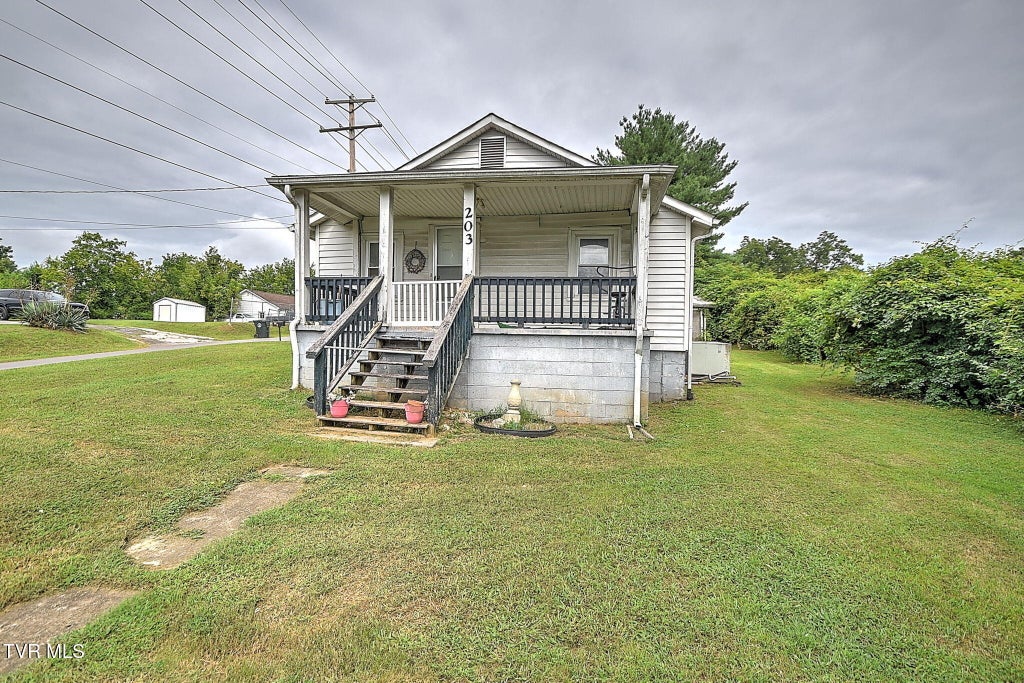 Photo of 203 13th North Street, Morristown, TN 37814 (MLS # 9999073)