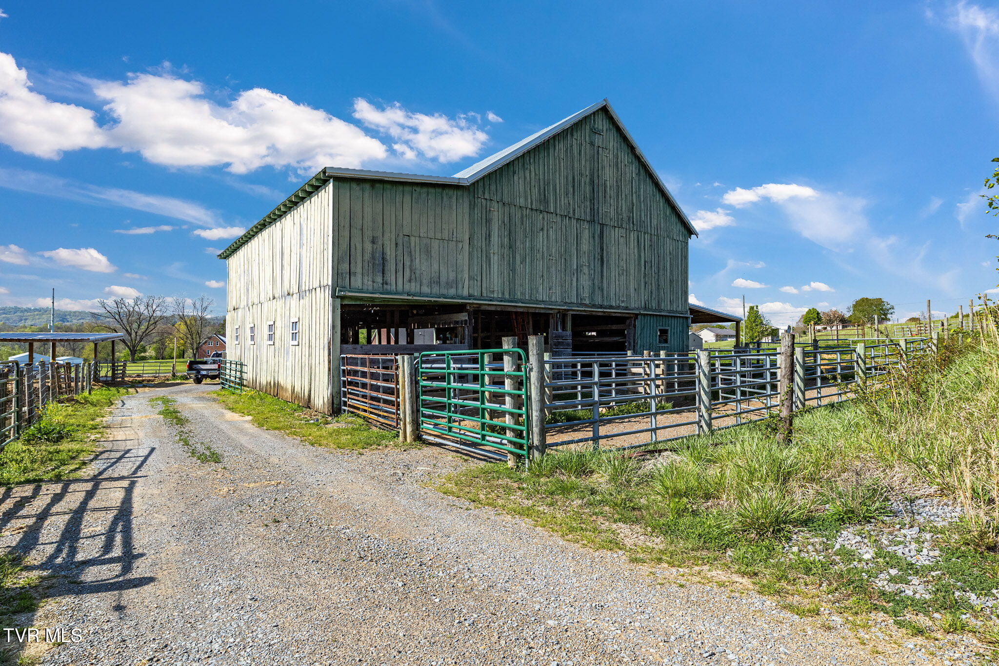 969 Beaver Creek Road, Bluff City, Tennessee image 25