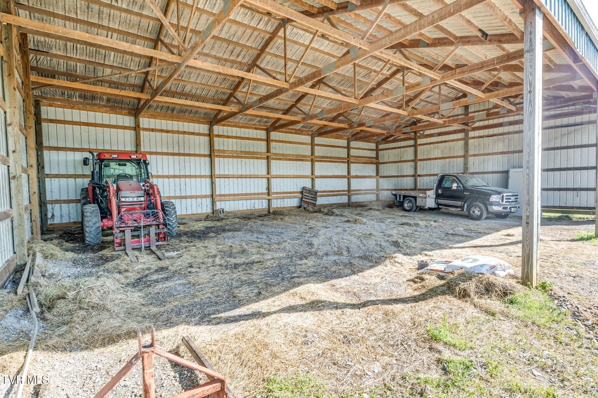 969 Beaver Creek Road, Bluff City, Tennessee image 15