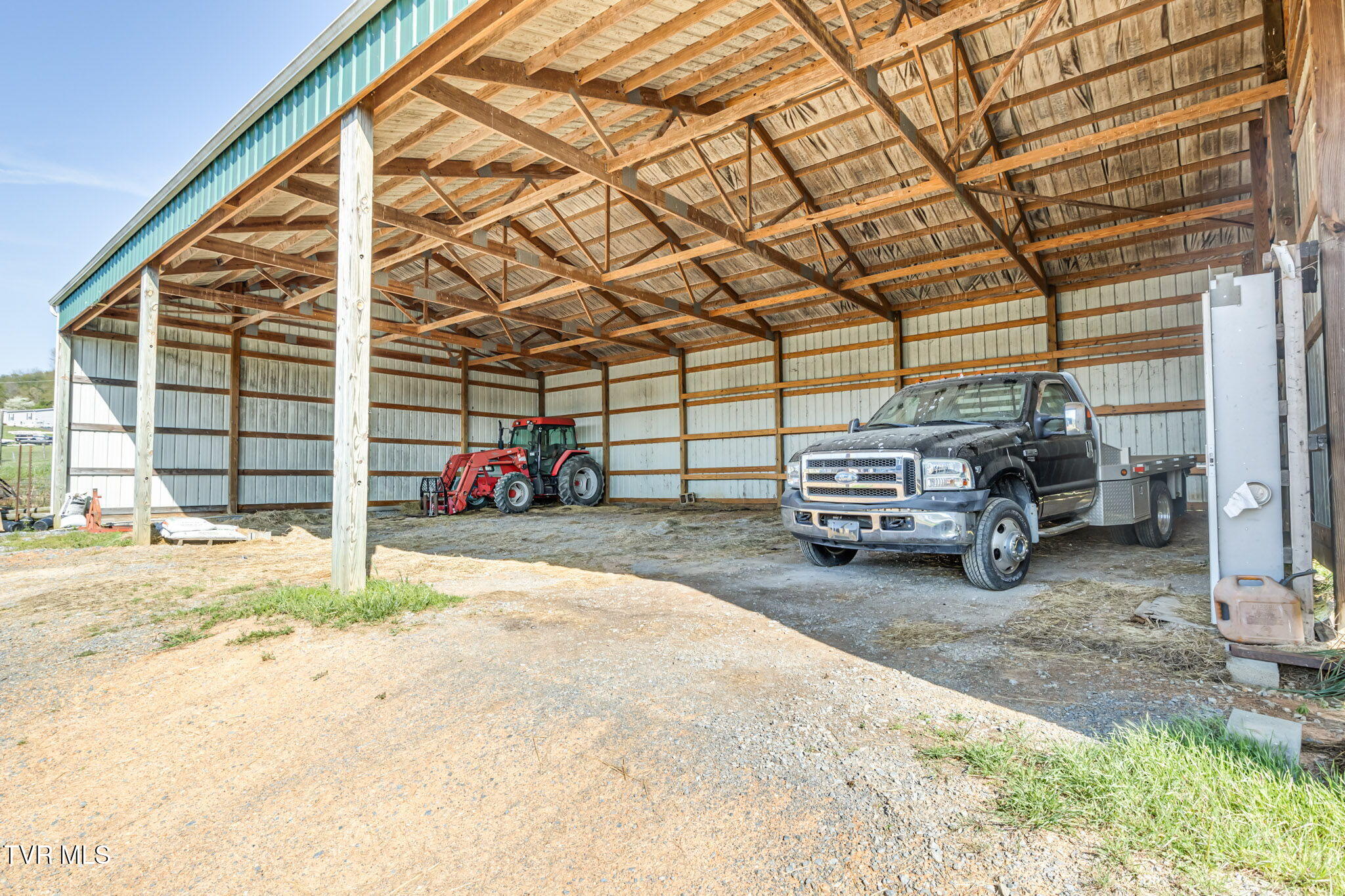 969 Beaver Creek Road, Bluff City, Tennessee image 16