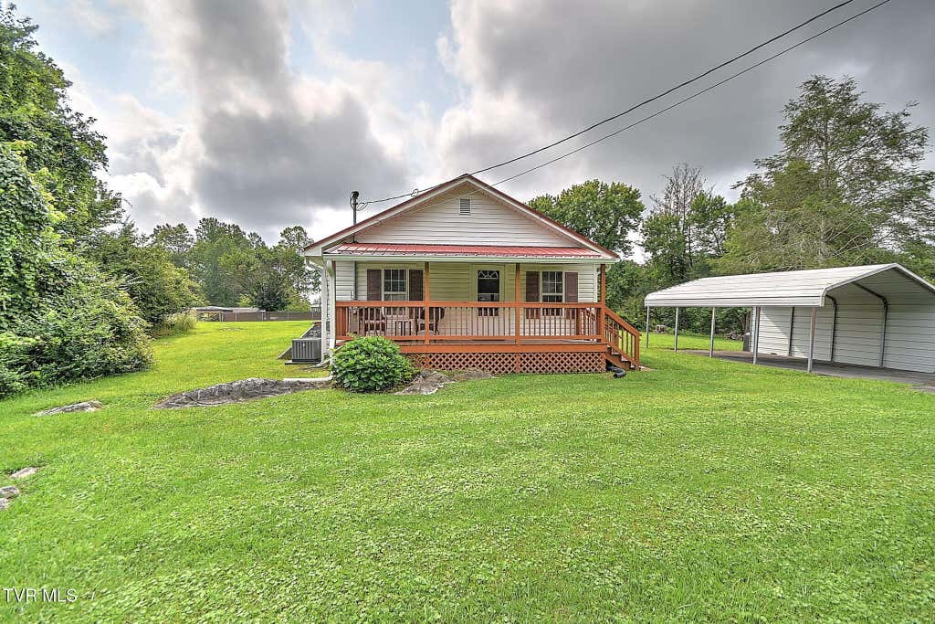 Photo of 124 Voncannon Drive, Johnson City, TN 37601 (MLS # 9998834)