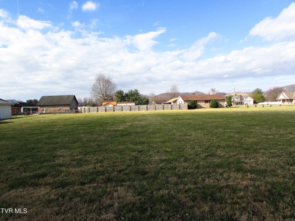 Photo of Tbd E L Bowers Road, Elizabethton, TN 37643 (MLS # 9989819)