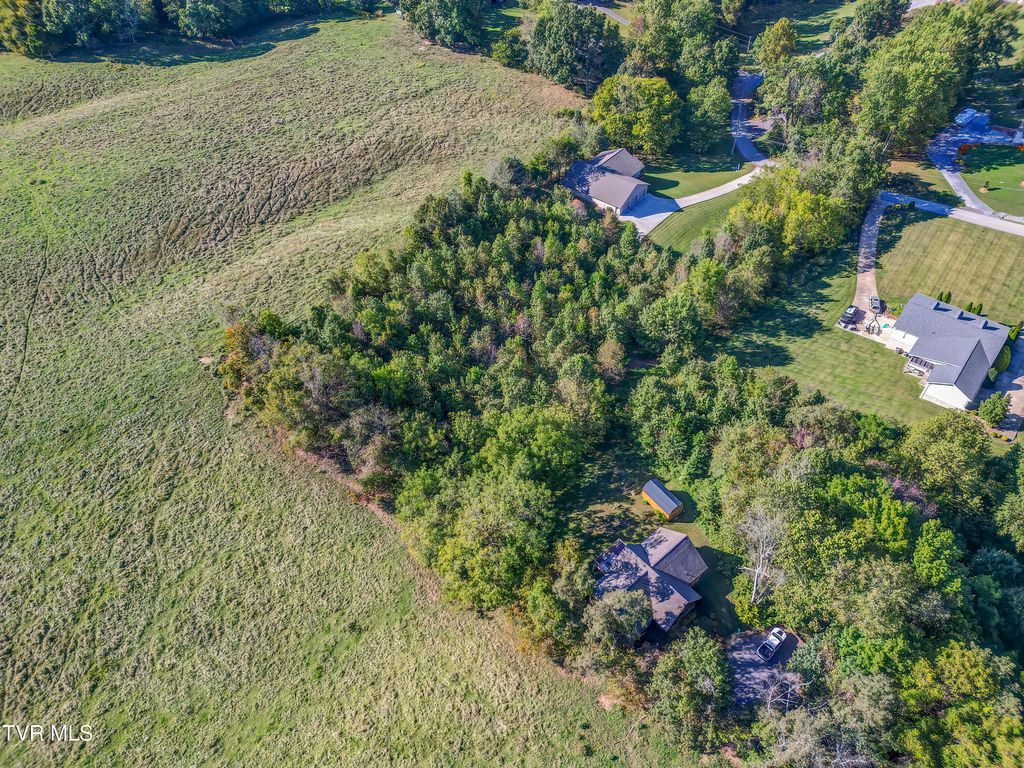 Photo of 124 Leedy Lane, Jonesborough, TN 37659 (MLS # 9993559)