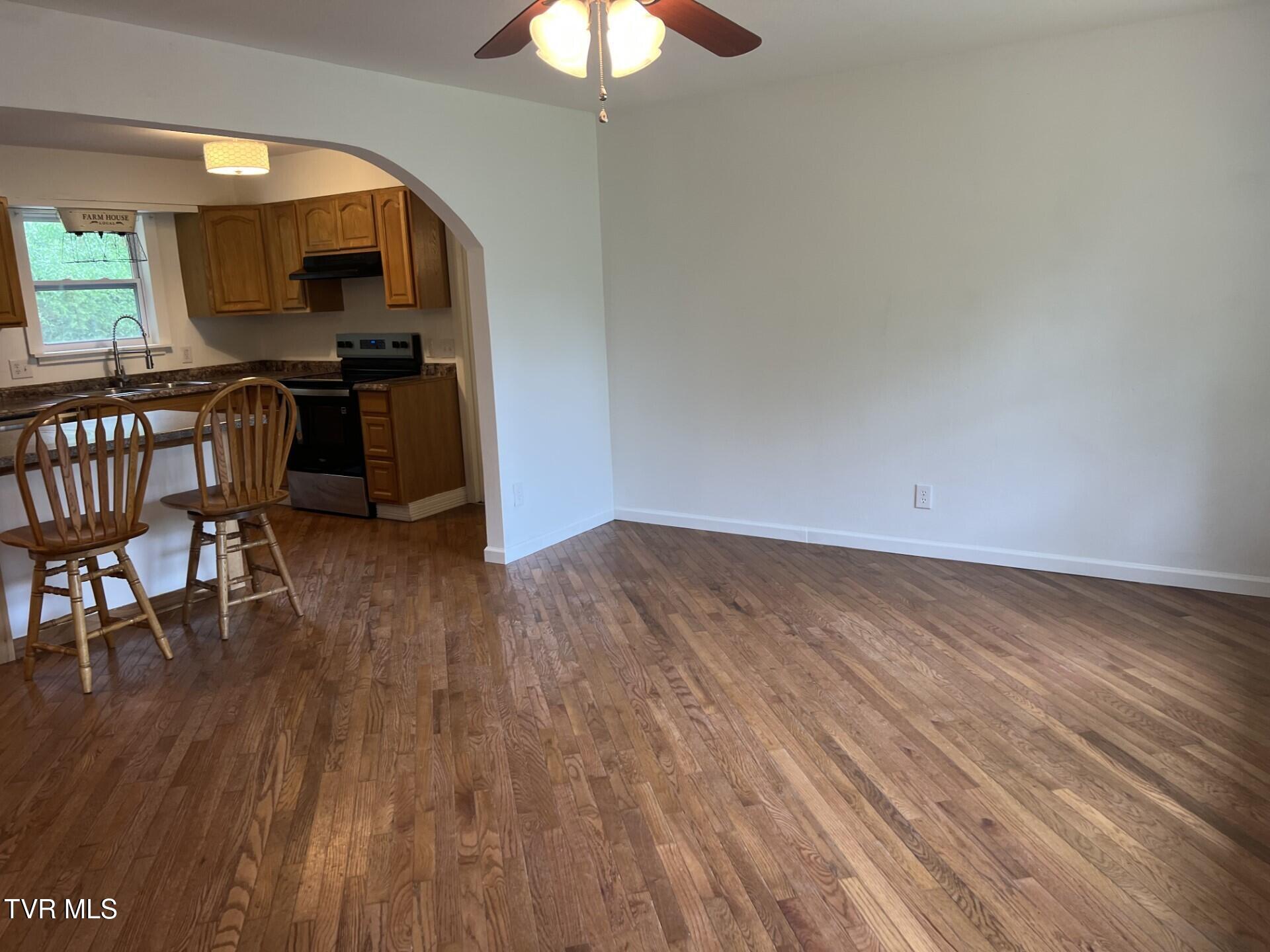 406 Cecil Street, Pennington Gap, Virginia image 25