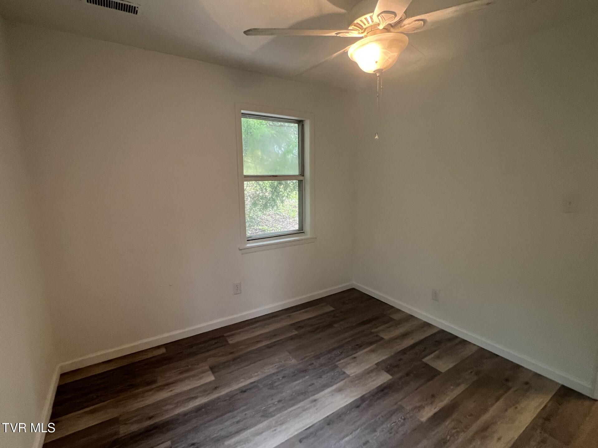 406 Cecil Street, Pennington Gap, Virginia image 34