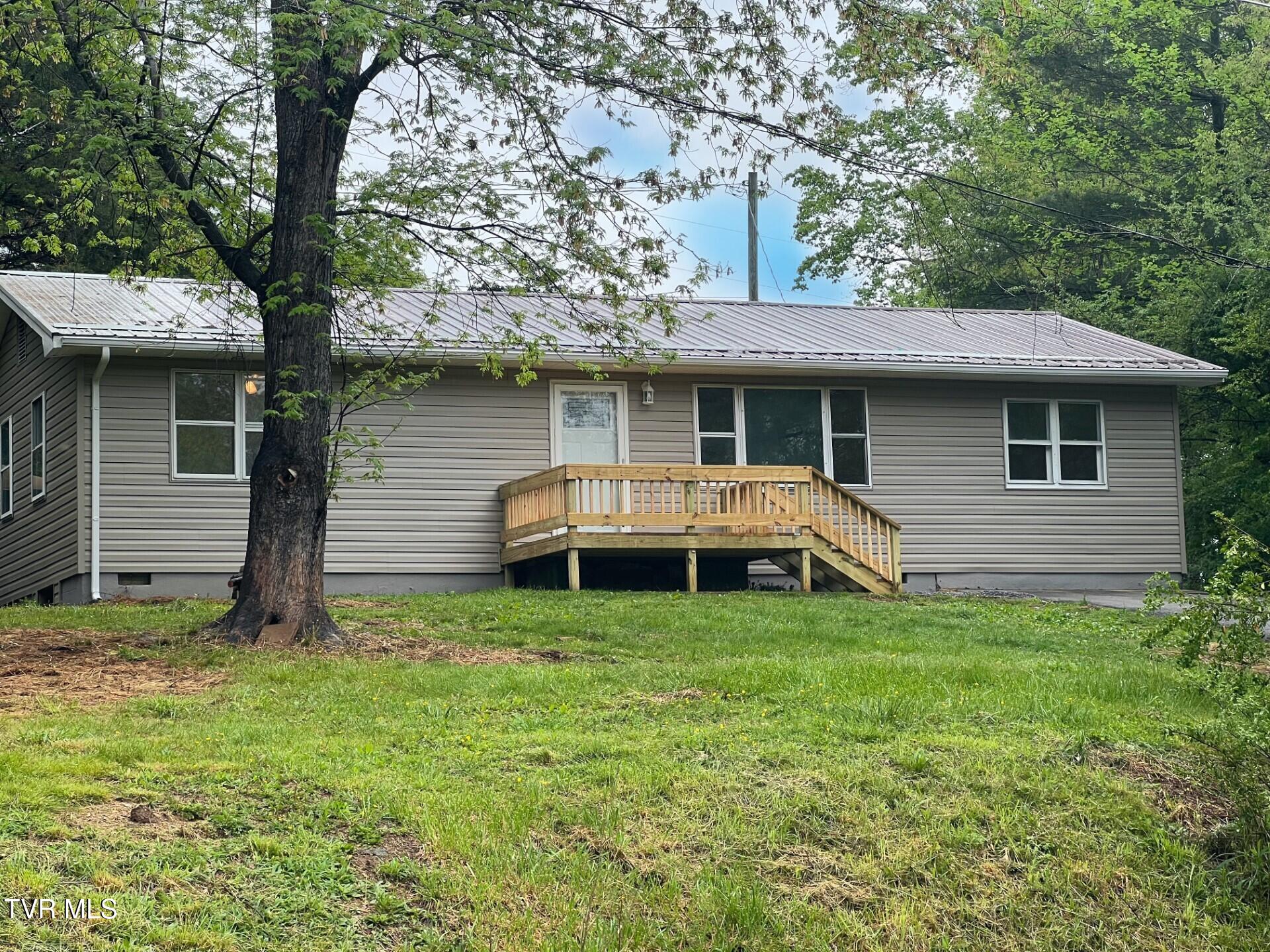406 Cecil Street, Pennington Gap, Virginia image 1