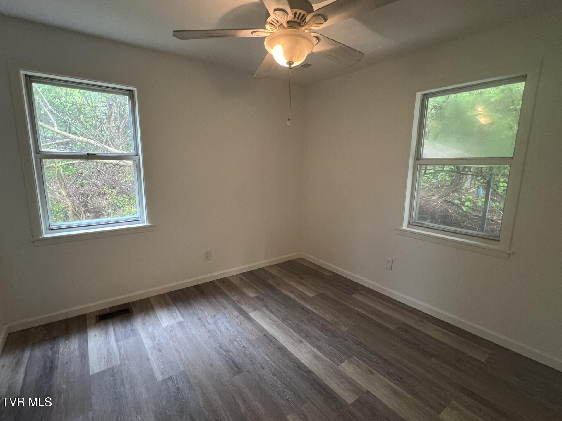 406 Cecil Street, Pennington Gap, Virginia image 33