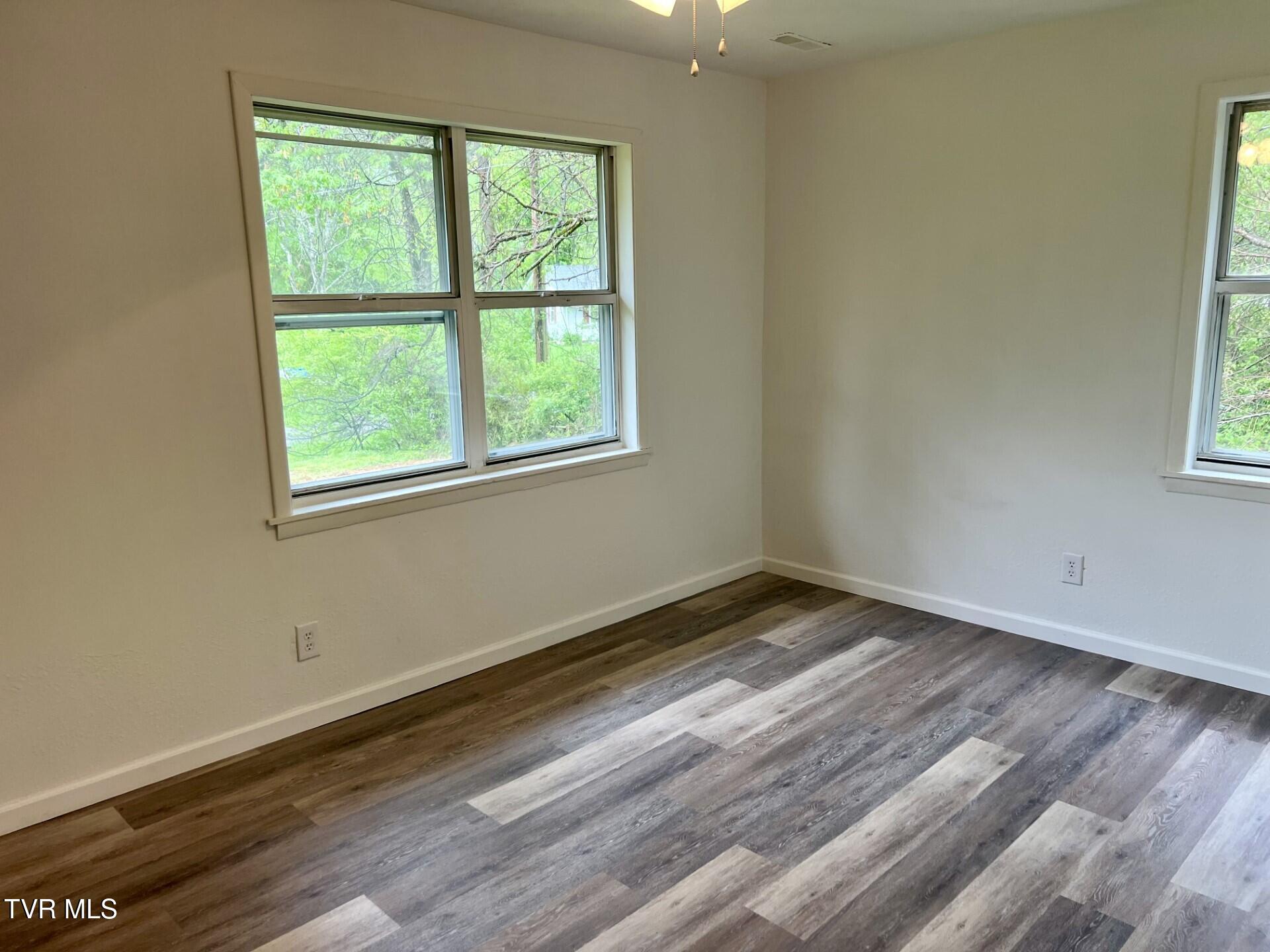 406 Cecil Street, Pennington Gap, Virginia image 28