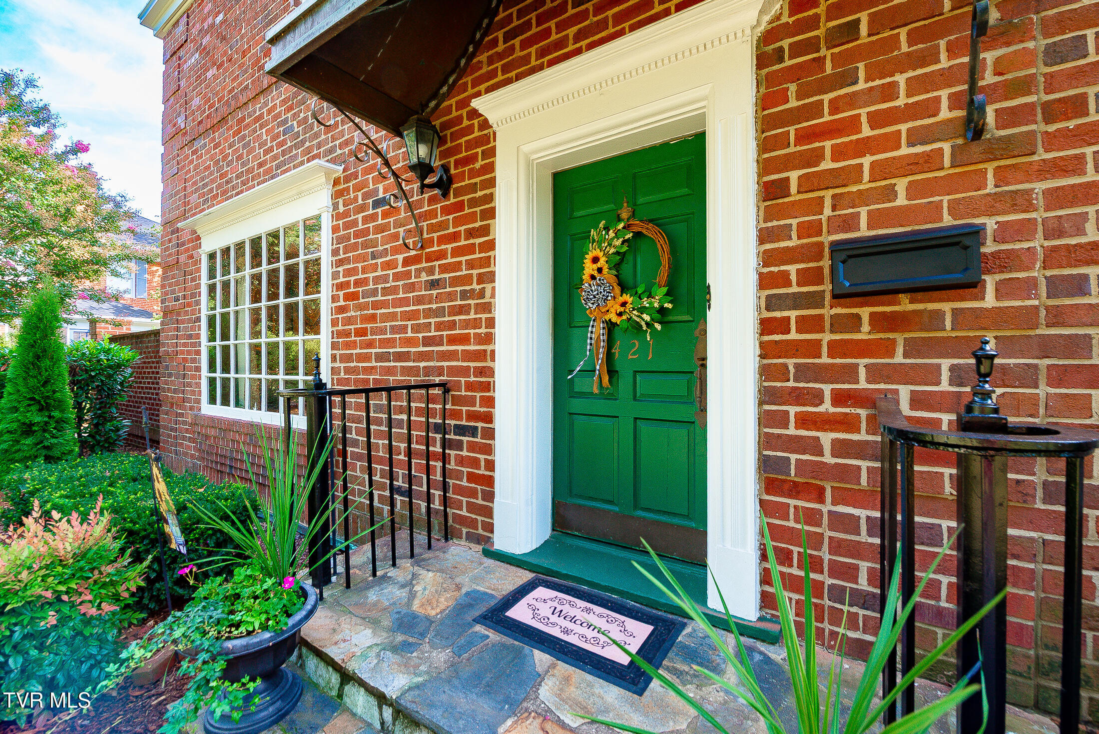 1421 Linville Street