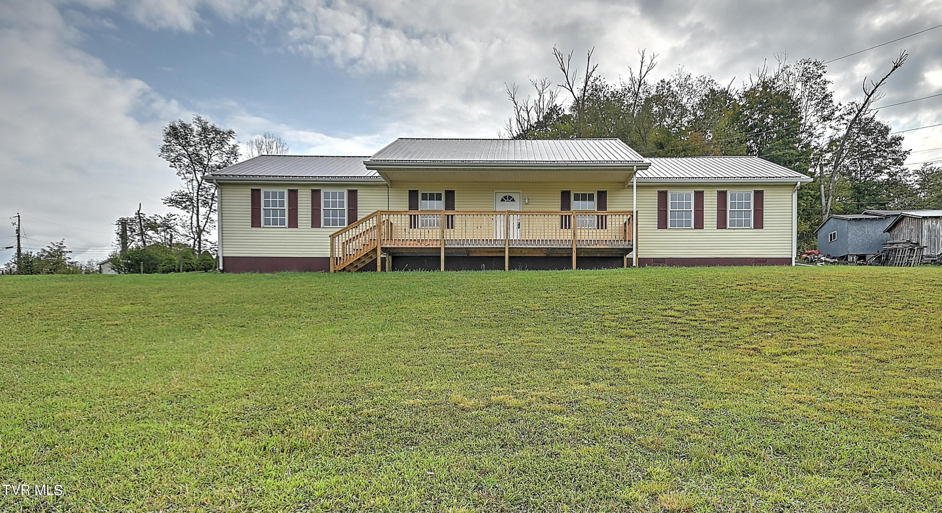 32 Tennessee Street, Honaker, Virginia image 4
