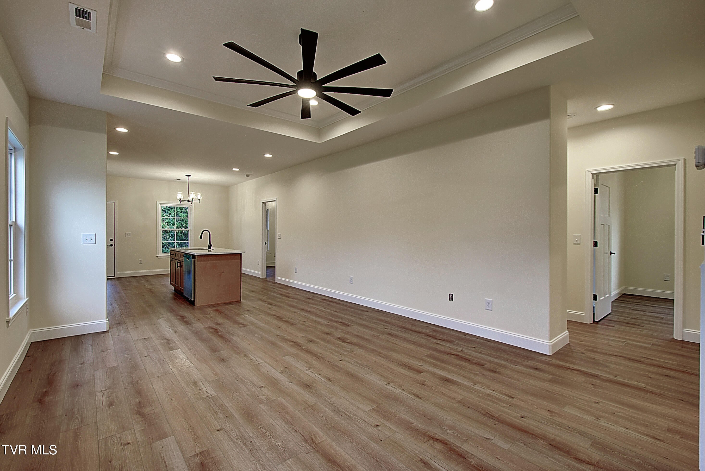 136 Ervin Loop