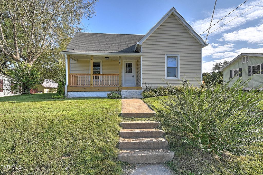 Photo of 474 Whitt Street, Bristol, VA 24201 (MLS # 9985714)