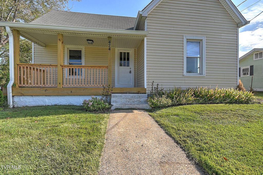 Photo of 474 Whitt Street, Bristol, VA 24201 (MLS # 9985714)