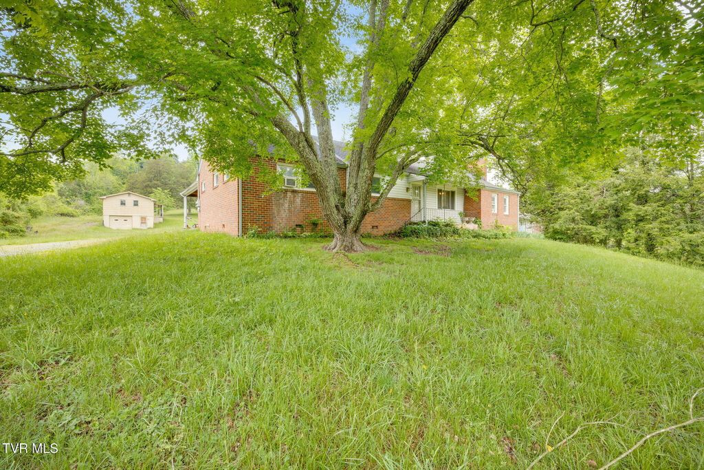 Photo of 4136 Ridge Road, Kingsport, TN 37660 (MLS # 9980135)
