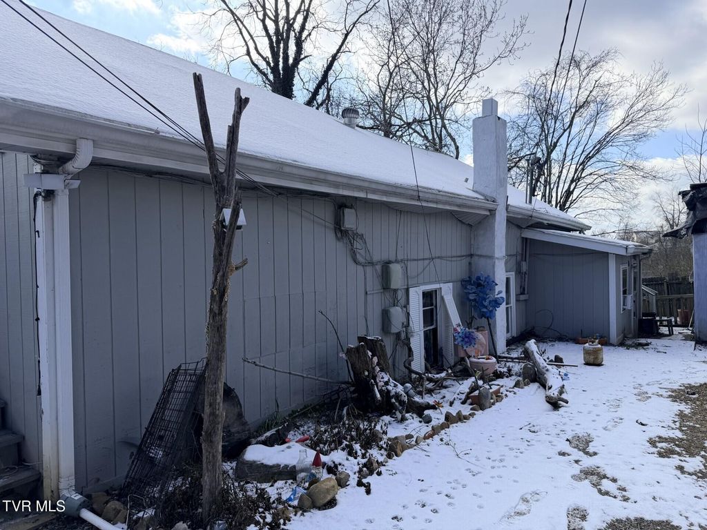 Photo of 1056 Clark Street, Bristol, VA 24201 (MLS # 9990645)