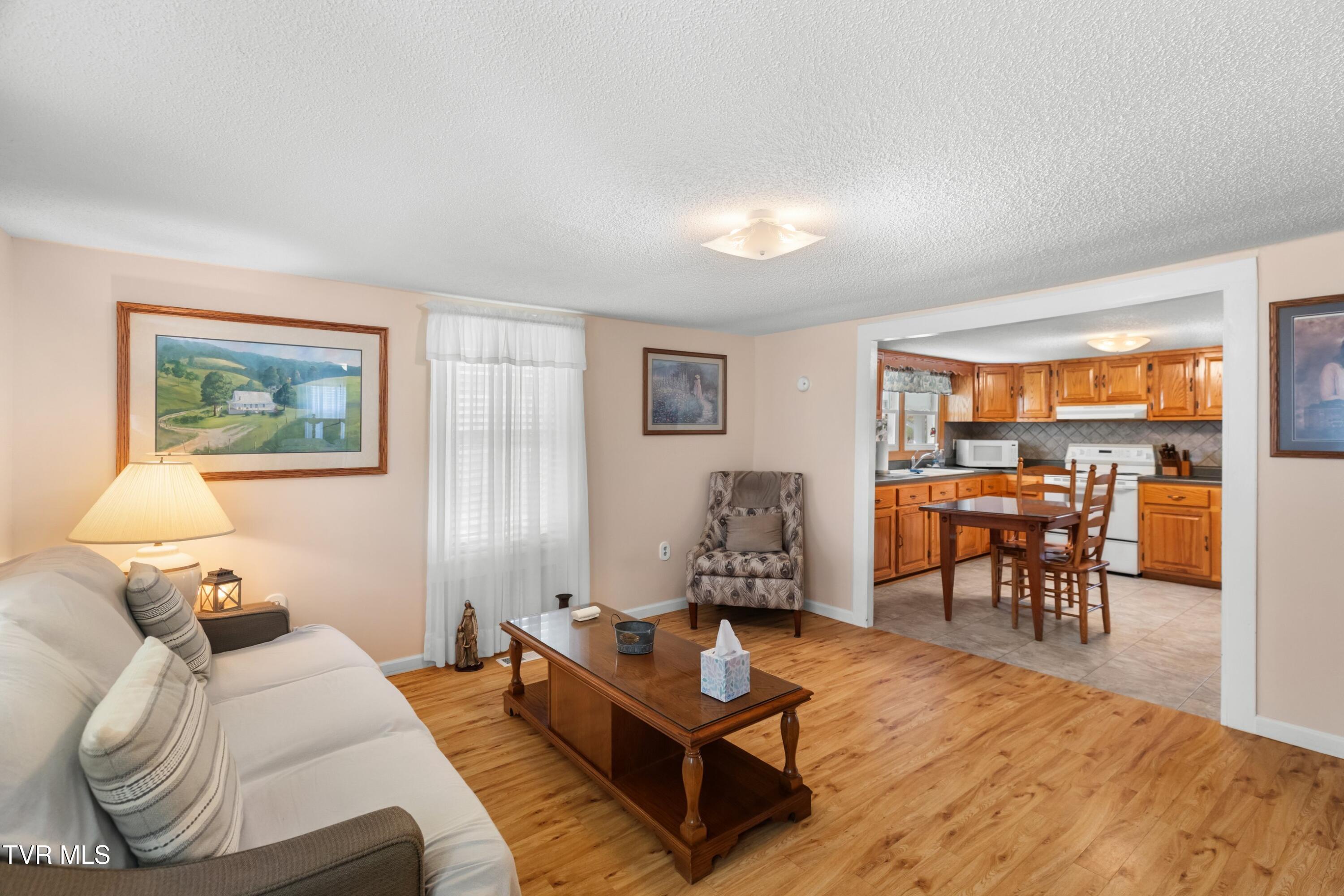 2218 Rebel Hollow Road