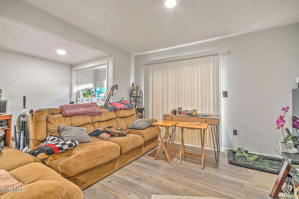 Photo of 1620 Highpoint Avenue, Kingsport, TN 37665 (MLS # 9999176)