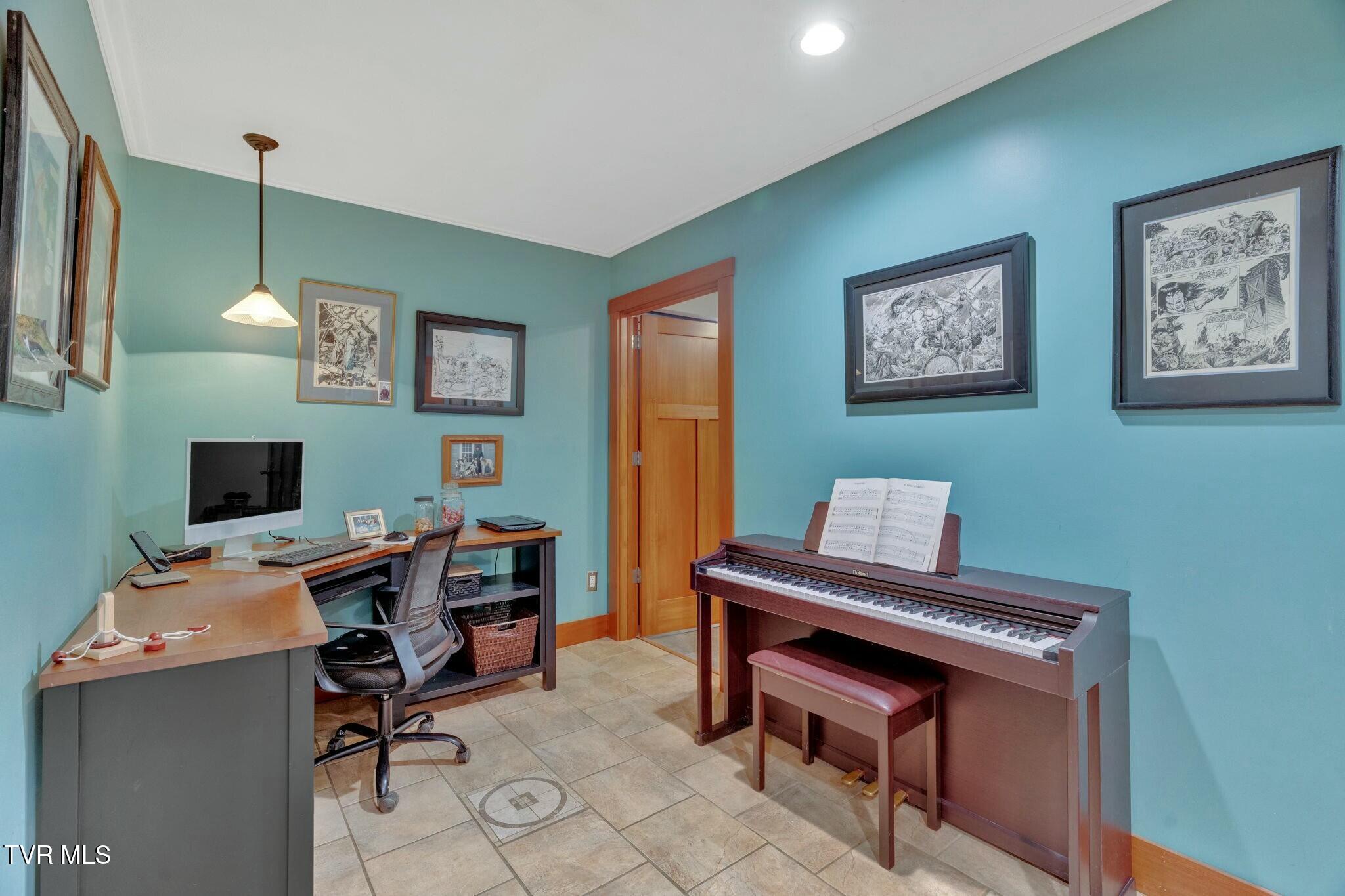 528 Tower Road, Lebanon, Virginia image 35