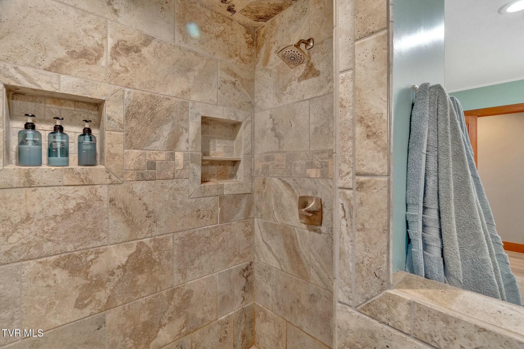 528 Tower Road, Lebanon, Virginia image 41