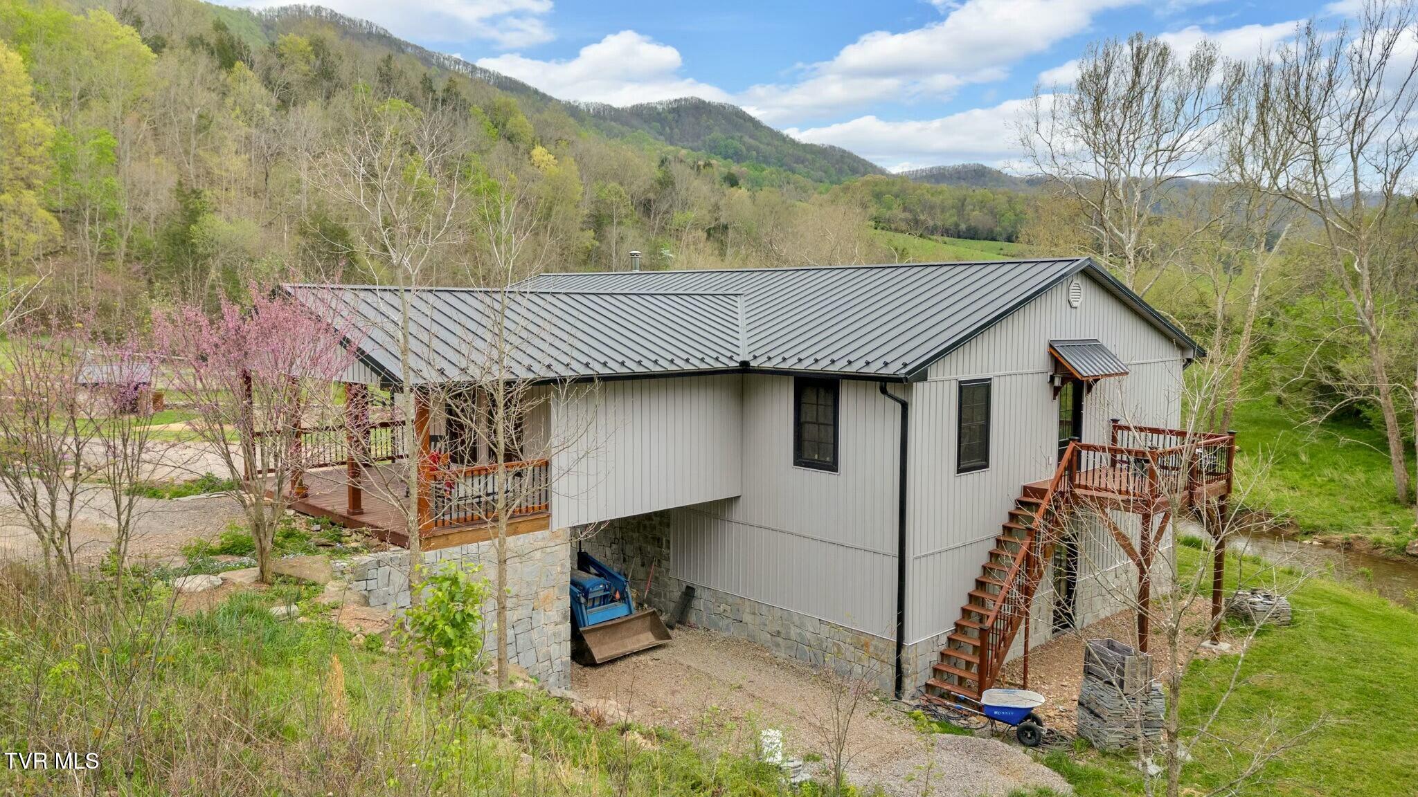 528 Tower Road, Lebanon, Virginia image 14