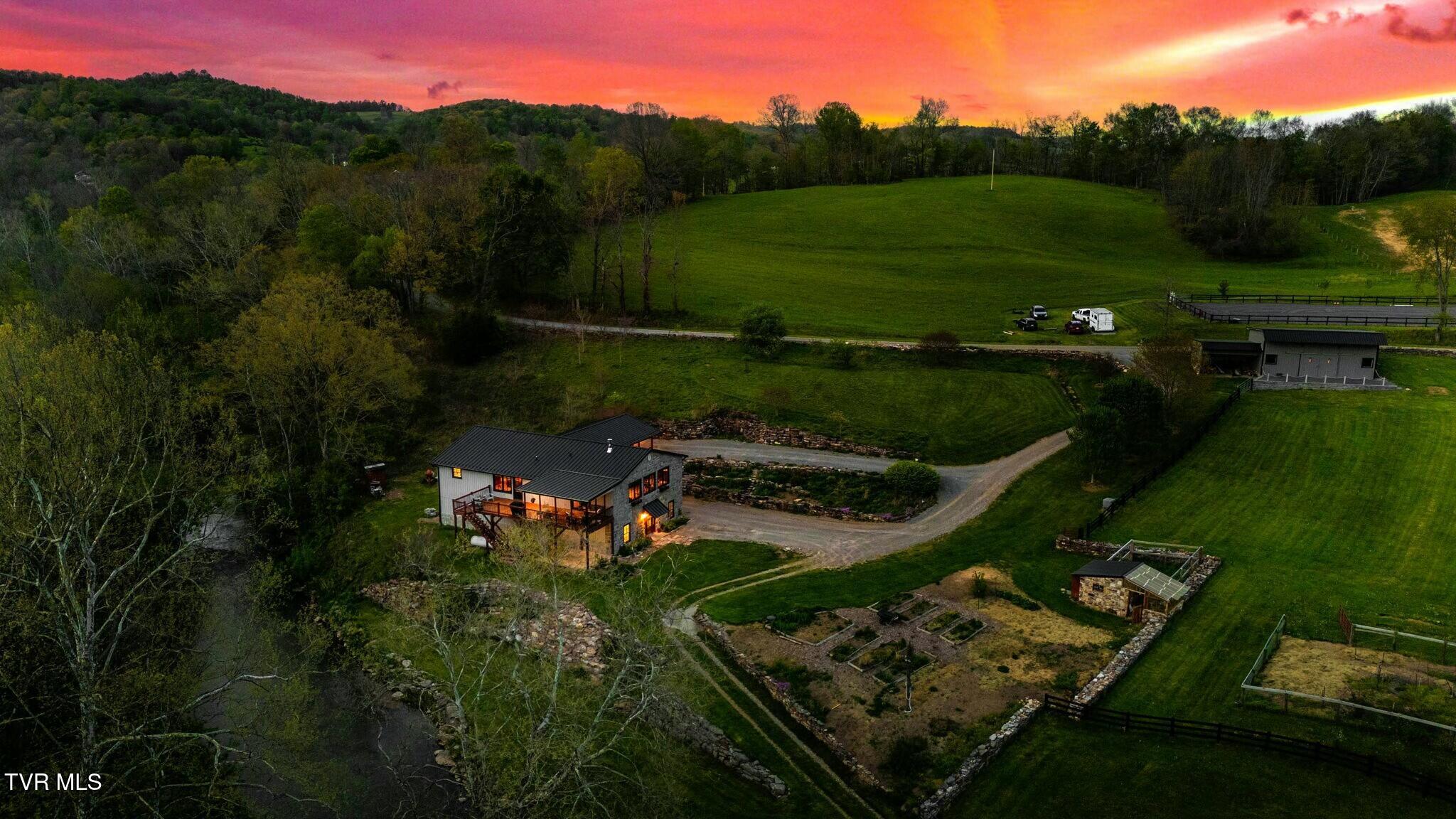528 Tower Road, Lebanon, Virginia image 10