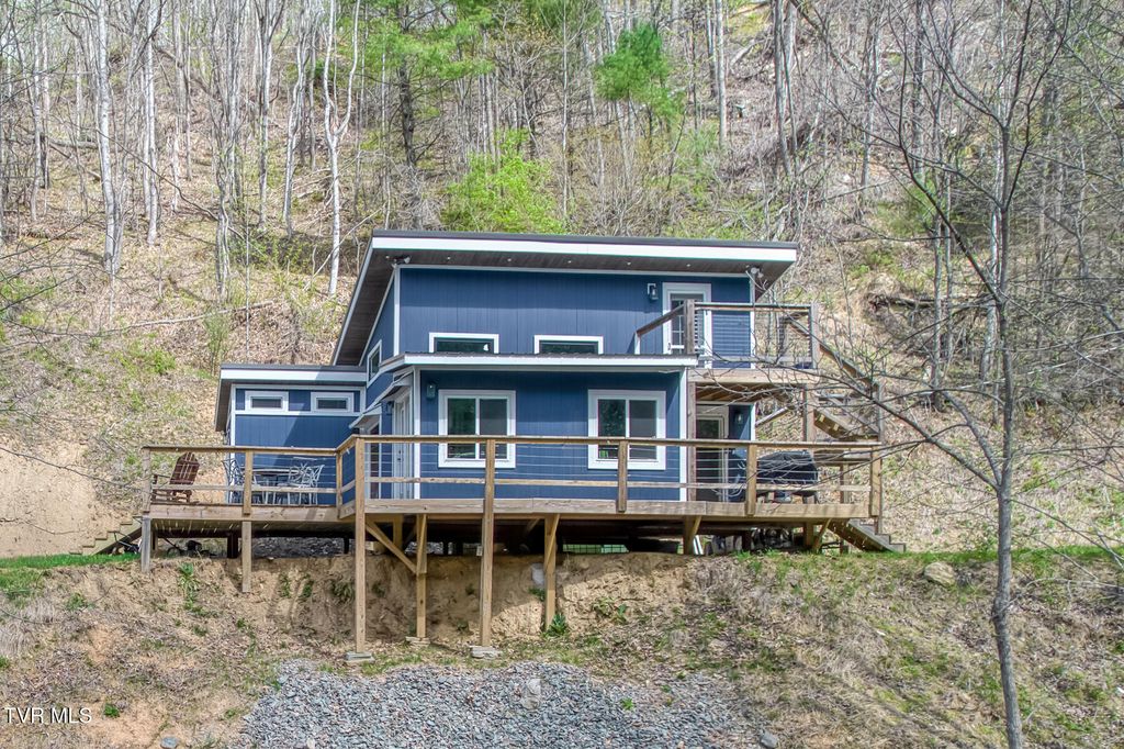 Photo of 633 T Greer Road, Mountain City, TN 37683 (MLS # 9994541)