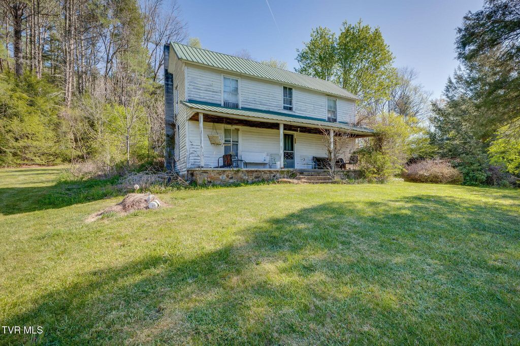 Photo of 507 Ivan Greer Lane, Shady Valley, TN 37688 (MLS # 9994413)