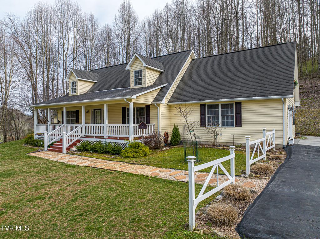 Photo of 30146 Tobias Drive, Meadowview, VA 24361 (MLS # 9992569)