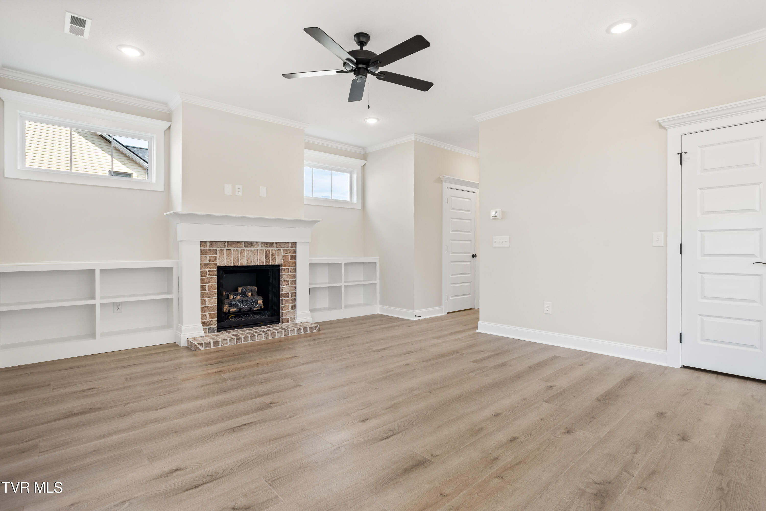 2085 Presley Crossing