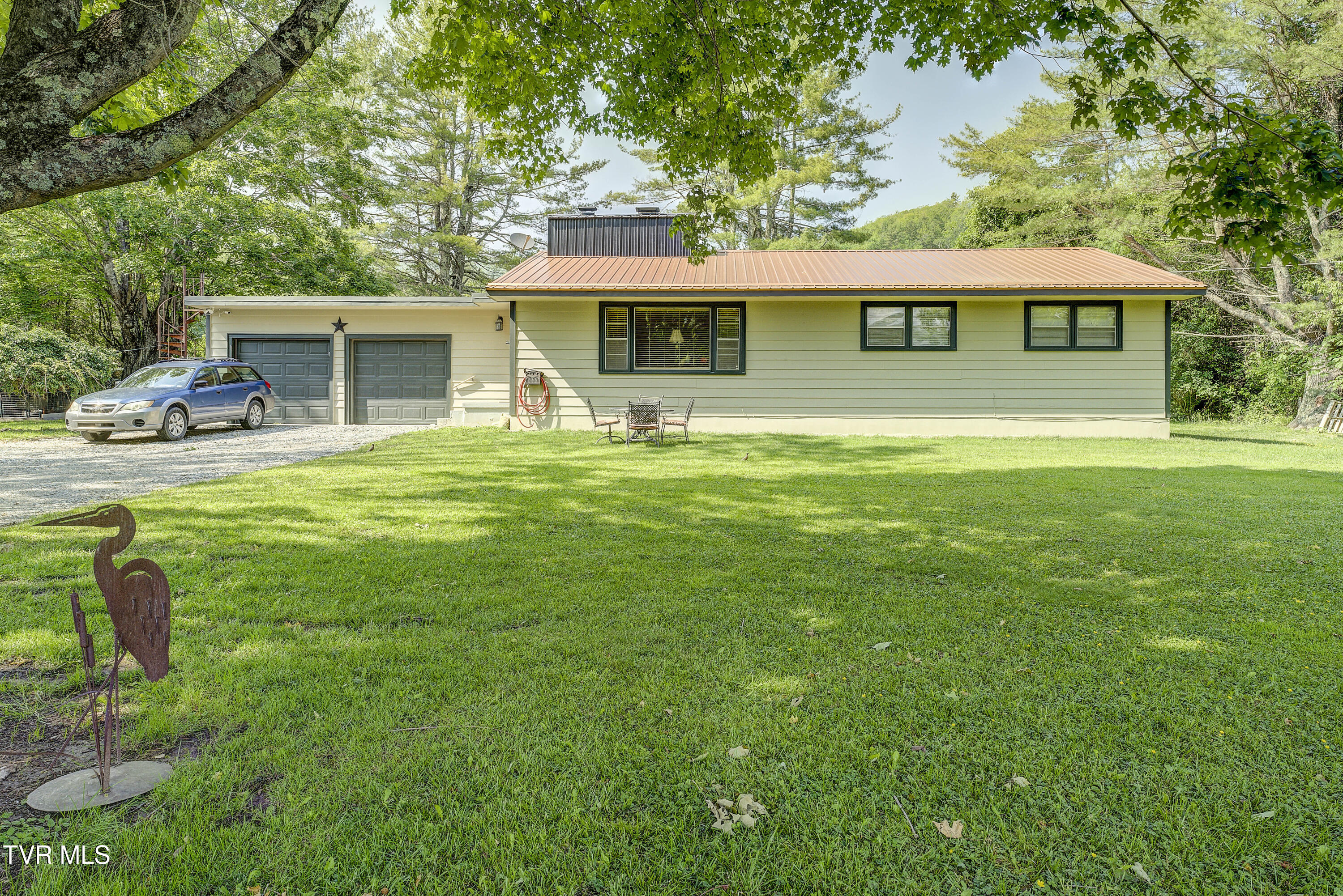 1236 Banner Elk Highway, Banner Elk, North Carolina image 2