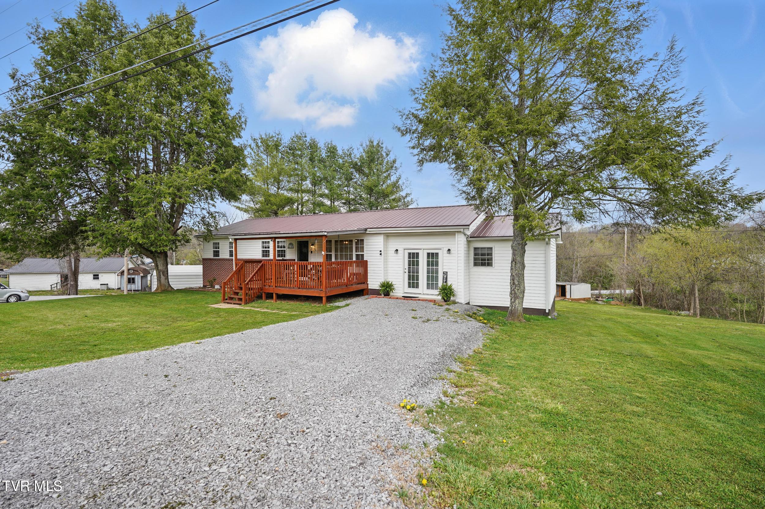 1410 Elk Knob Road, Pennington Gap, Virginia image 3