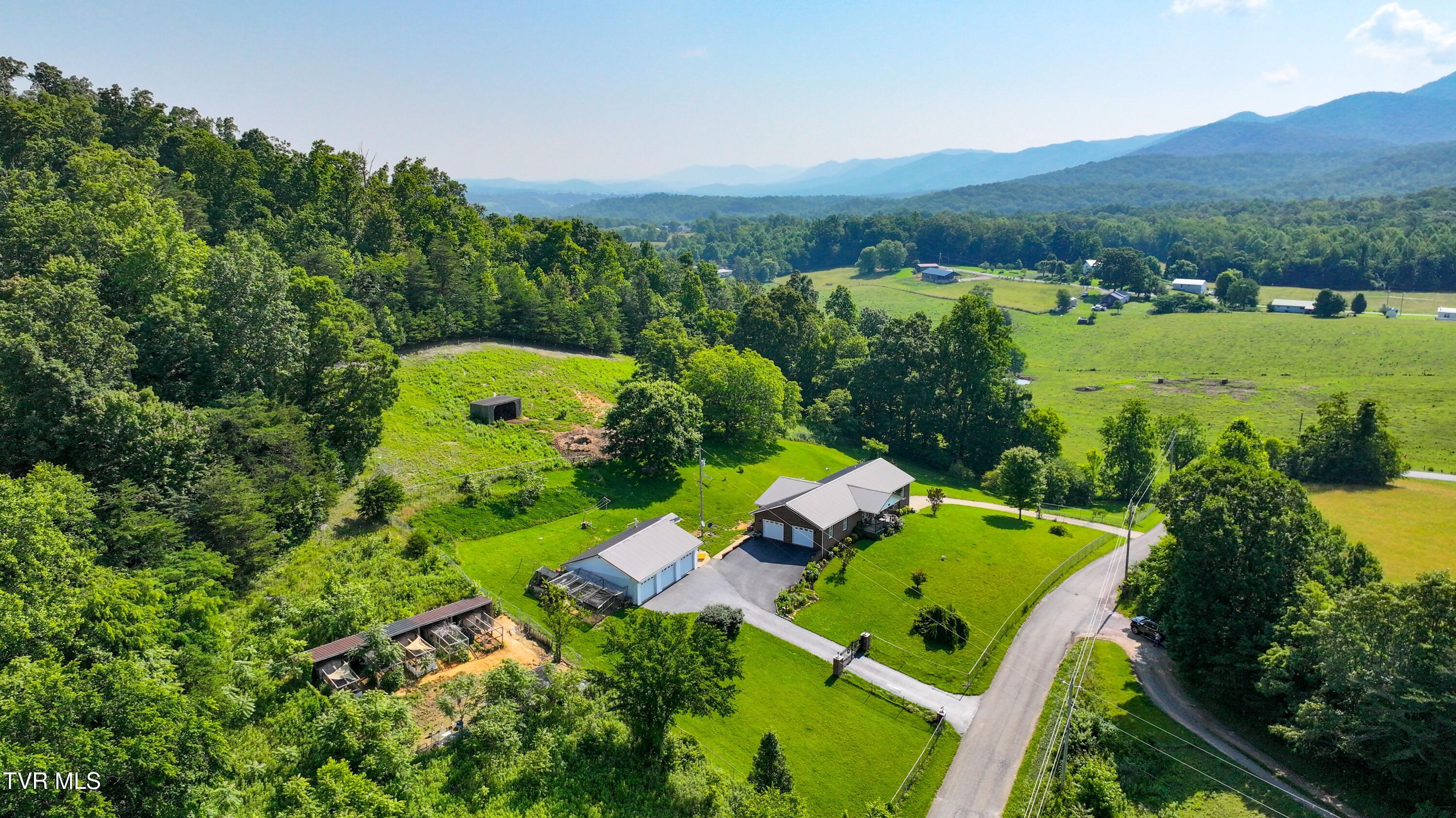 1495 Fishpond Road, Chuckey, Tennessee image 6