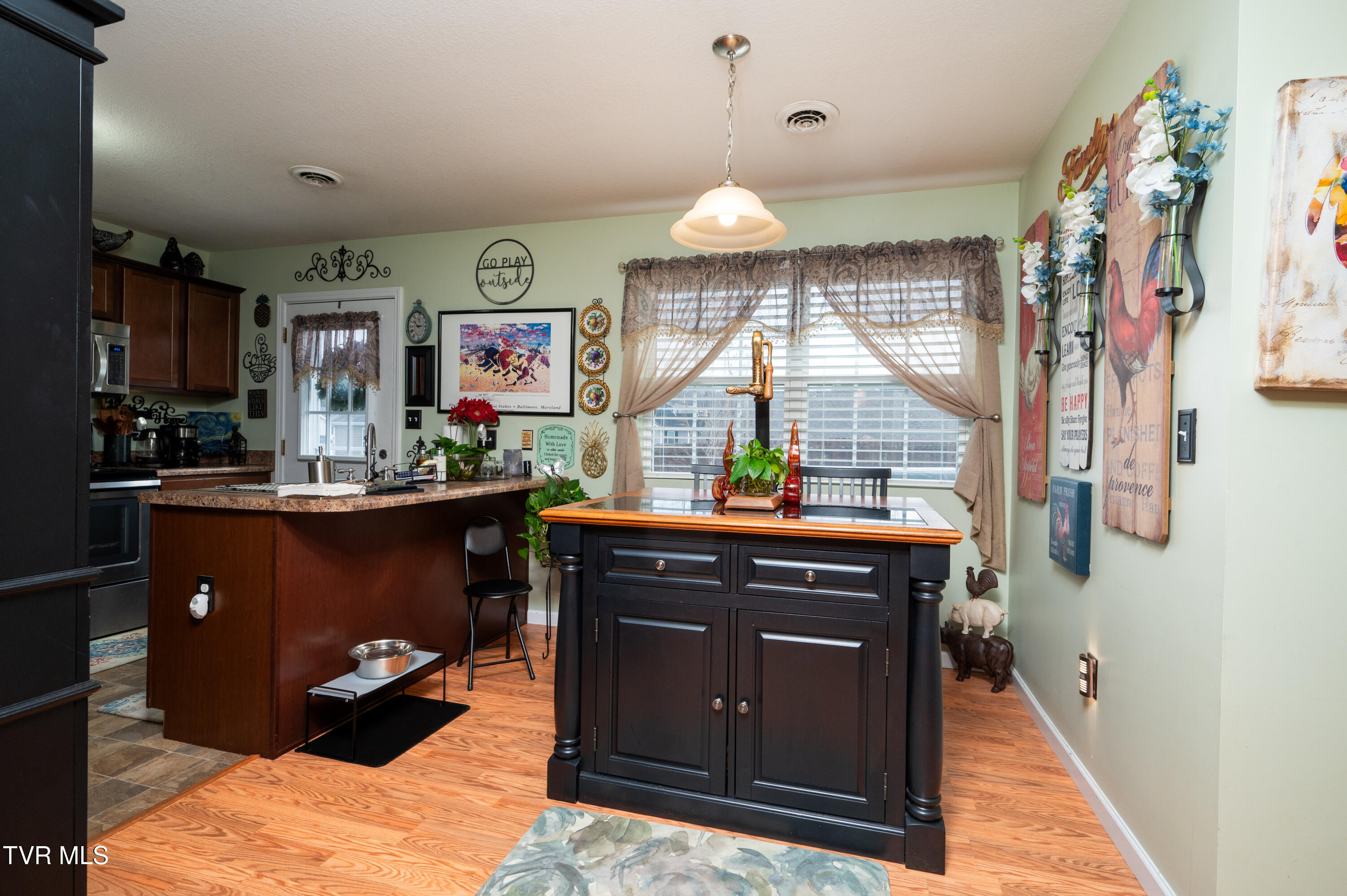 105 May Apple Drive, Bluff City, Tennessee image 14