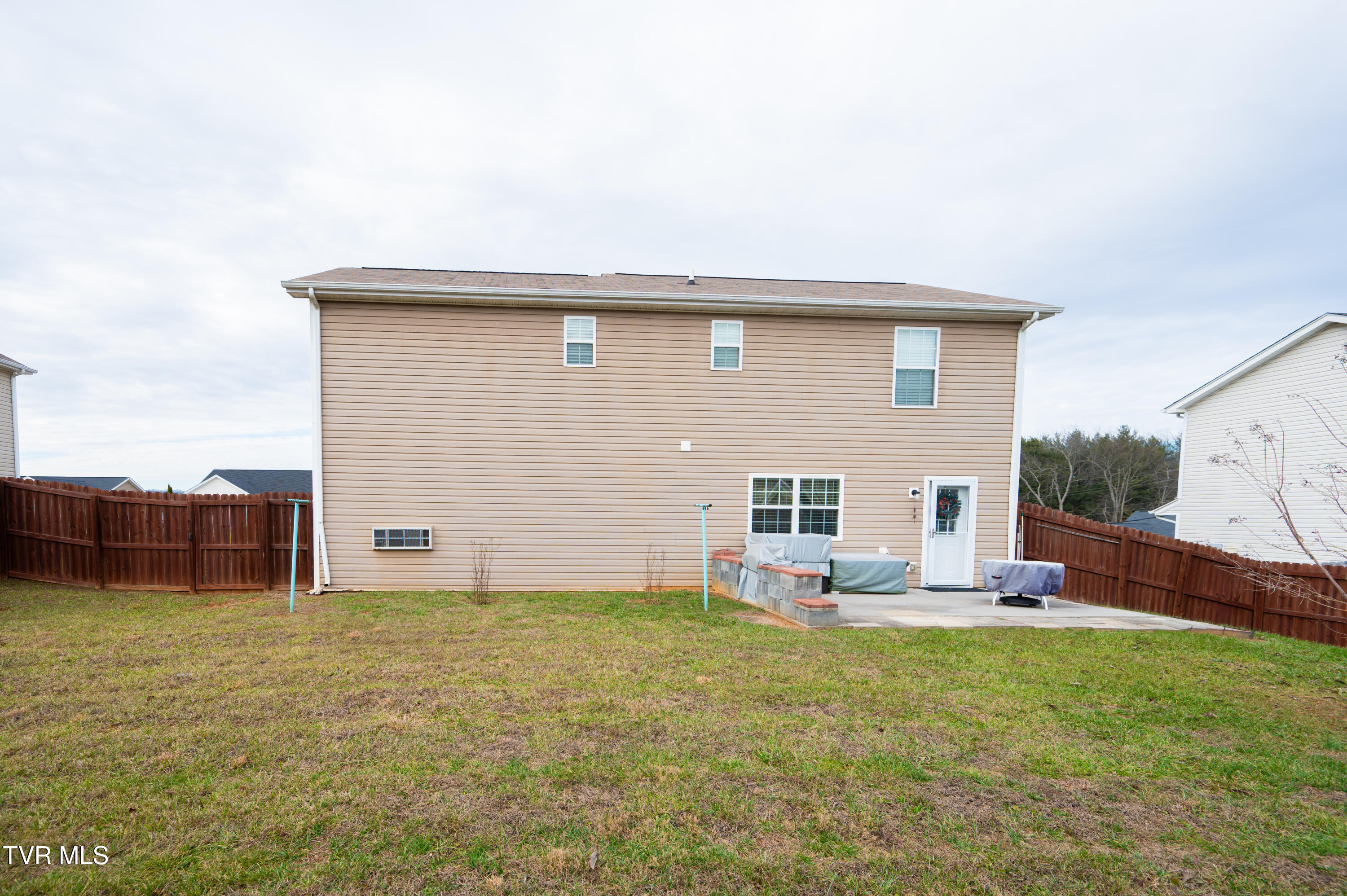 105 May Apple Drive, Bluff City, Tennessee image 37