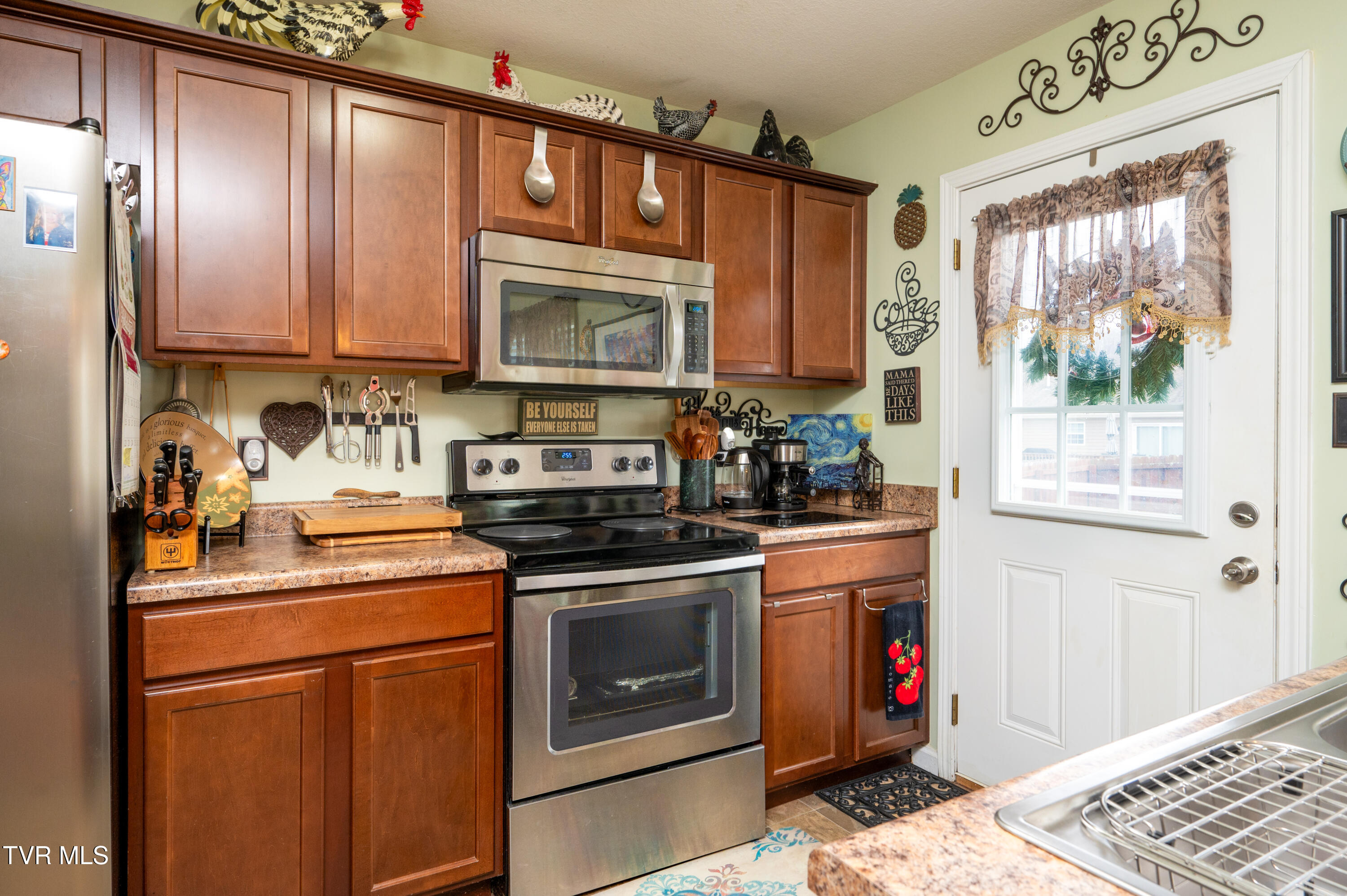 105 May Apple Drive, Bluff City, Tennessee image 17