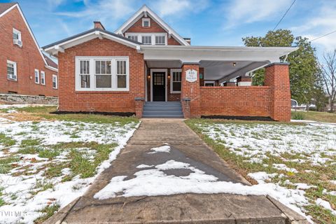 Homes For Sale - 416 Main Street<br/> Greeneville, TN 37743