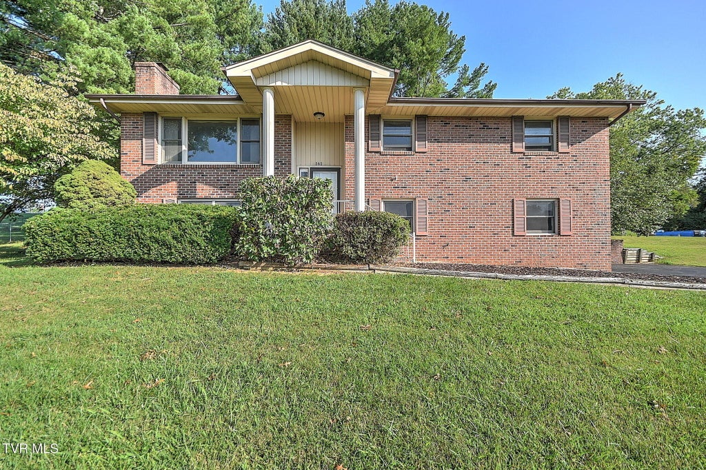Photo of 161 Flintlock Circle, Bristol, VA 24201 (MLS # 10000466)