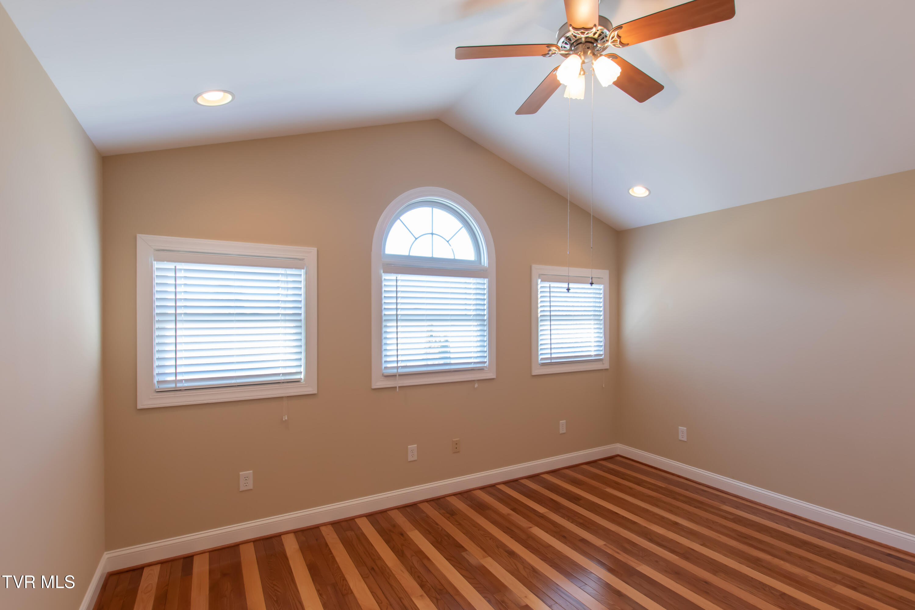 Bristol, Virginia 24202, United States, 3 Bedrooms Bedrooms, ,3 BathroomsBathrooms,Residential,Active,148