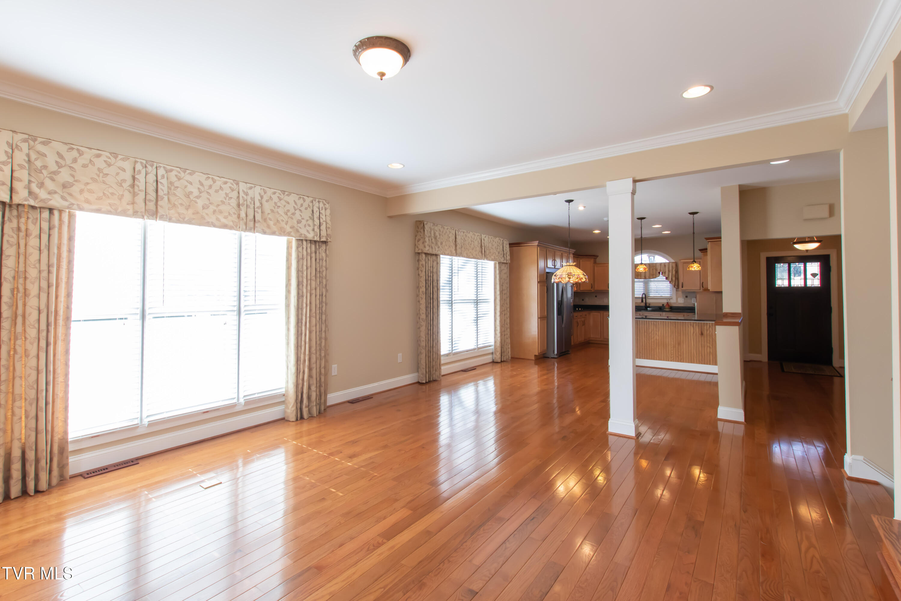 Bristol, Virginia 24202, United States, 3 Bedrooms Bedrooms, ,3 BathroomsBathrooms,Residential,Active,148