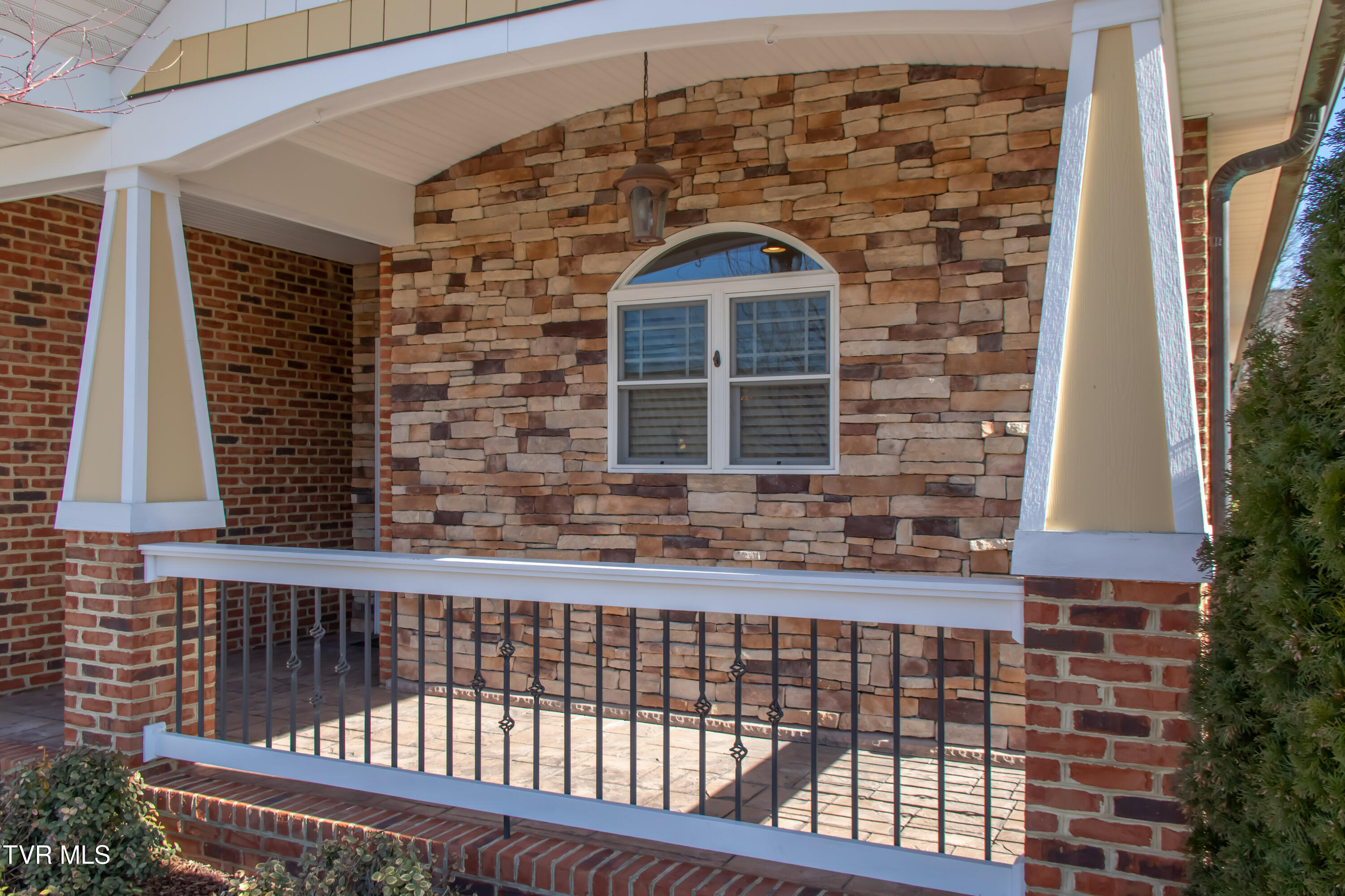 Bristol, Virginia 24202, United States, 3 Bedrooms Bedrooms, ,3 BathroomsBathrooms,Residential,Active,148