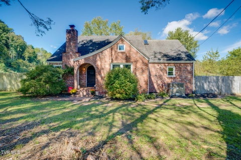 Photo of 7470 Highway 67 W, Mountain City, TN 37683 (MLS # 10001516)
