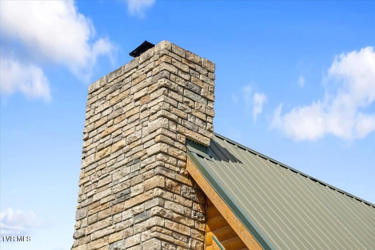 Piney Flats, Tennessee, 37686, United States, 3 Bedrooms Bedrooms, ,4 BathroomsBathrooms,Residential,Active,2034629