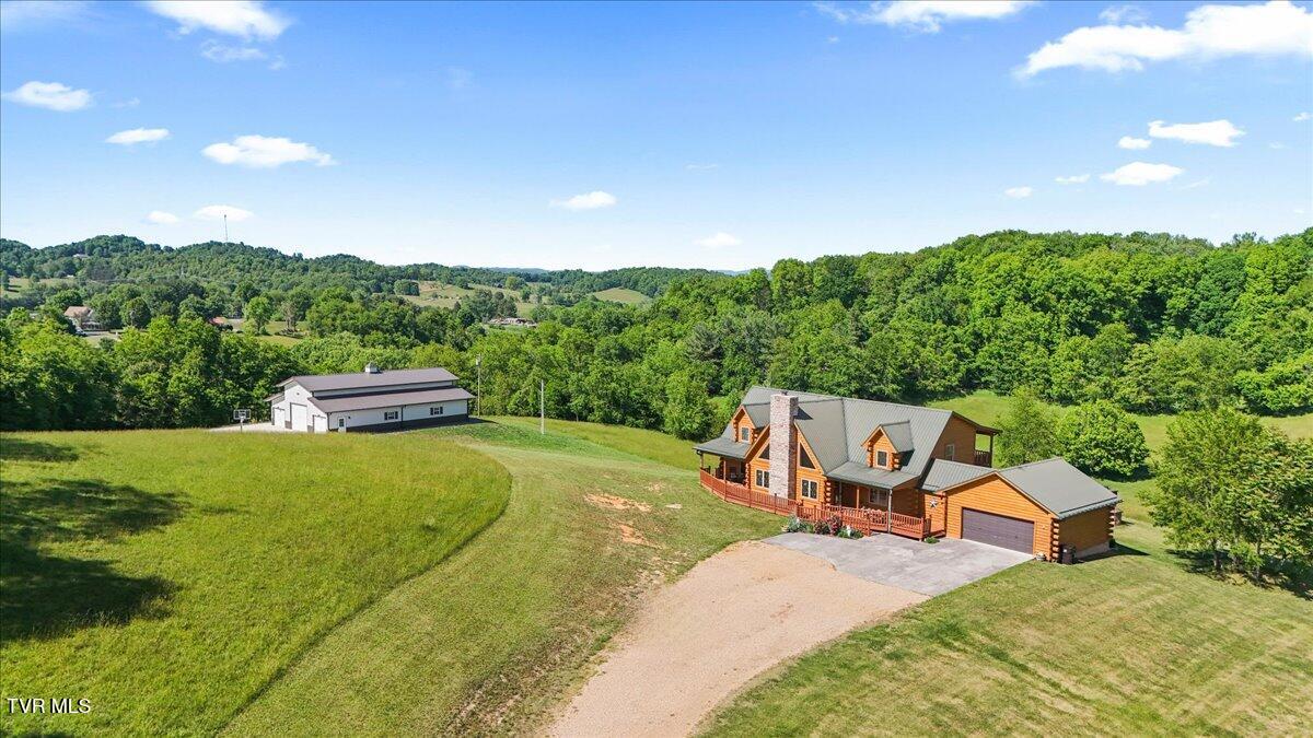 Piney Flats, Tennessee, 37686, United States, 3 Bedrooms Bedrooms, ,4 BathroomsBathrooms,Residential,Active,2034629