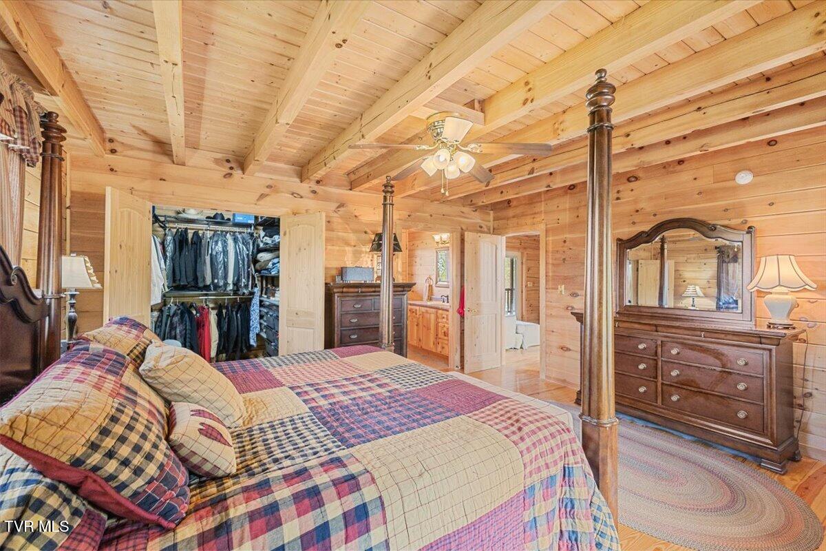Piney Flats, Tennessee, 37686, United States, 3 Bedrooms Bedrooms, ,4 BathroomsBathrooms,Residential,Active,2034629
